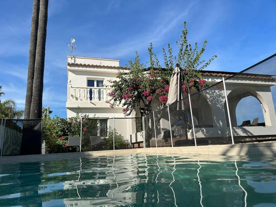 Exquisita Villa Frente Al Mar Sagunto Luaran gambar